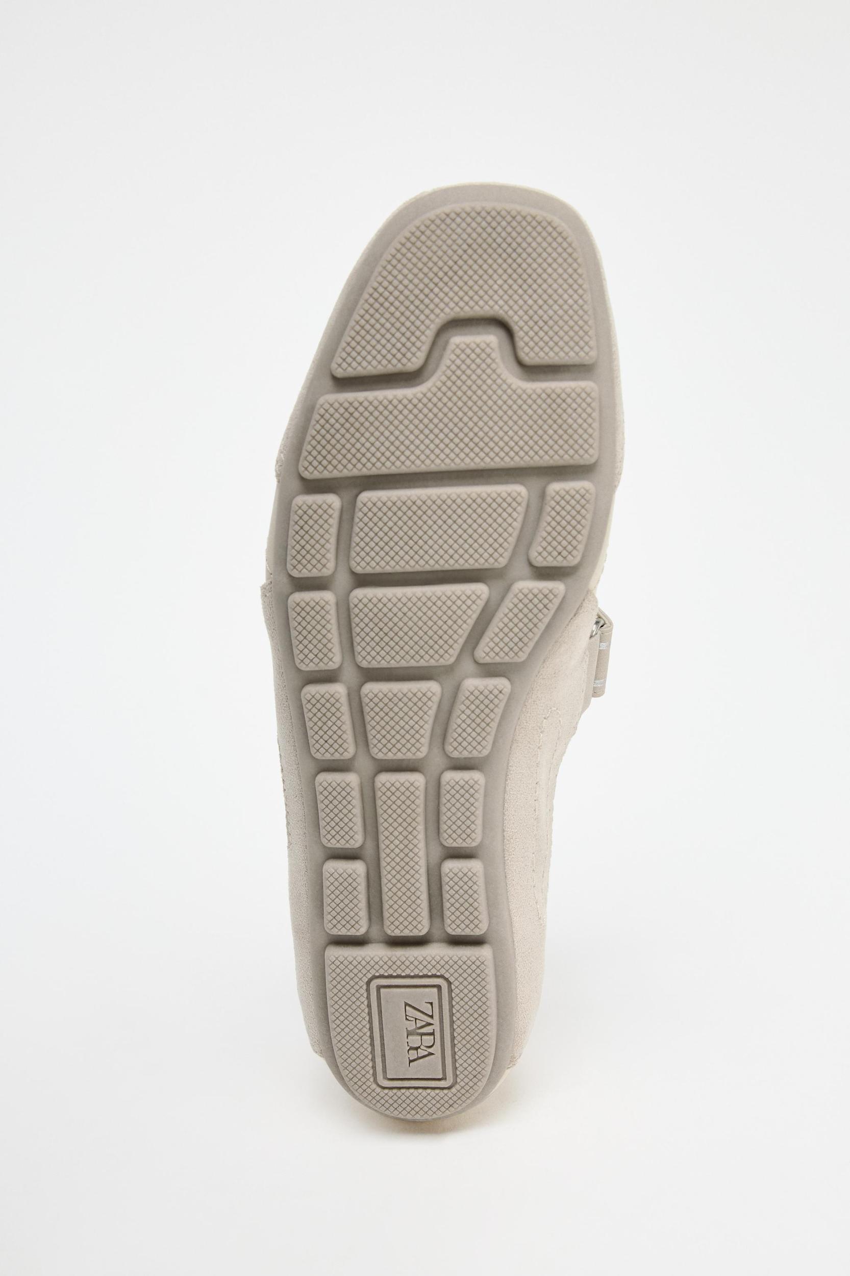 CONTRAST BALLET FLATS Product Image