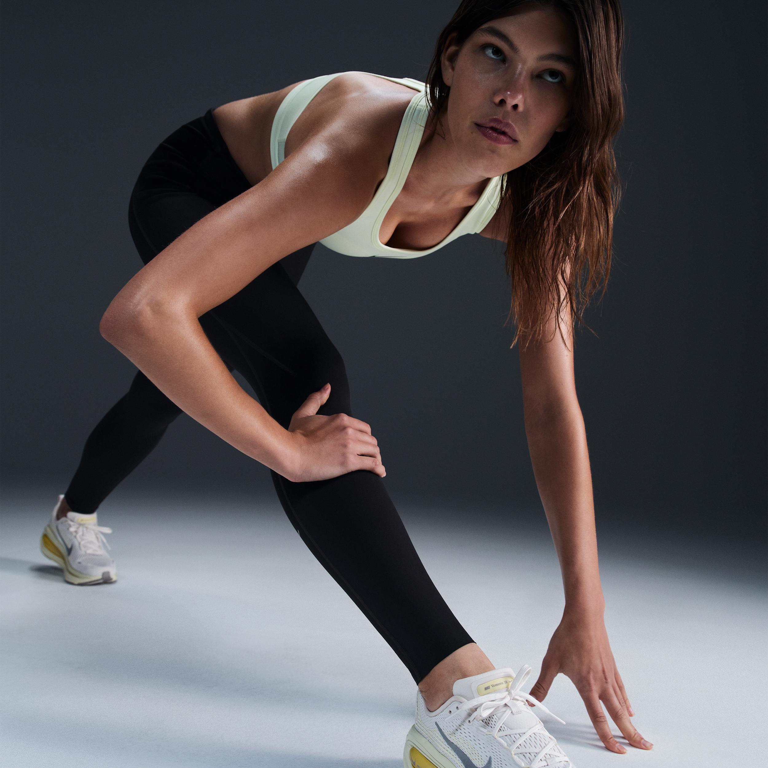 Nike Women's Swift High-Waisted 7/8 Running Leggings with Pockets Product Image