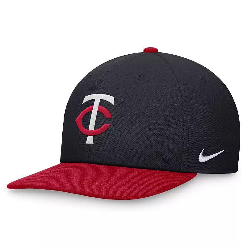 Mens Nike /Red Atlanta Braves Evergreen Two-Tone Snapback Hat Blue Product Image
