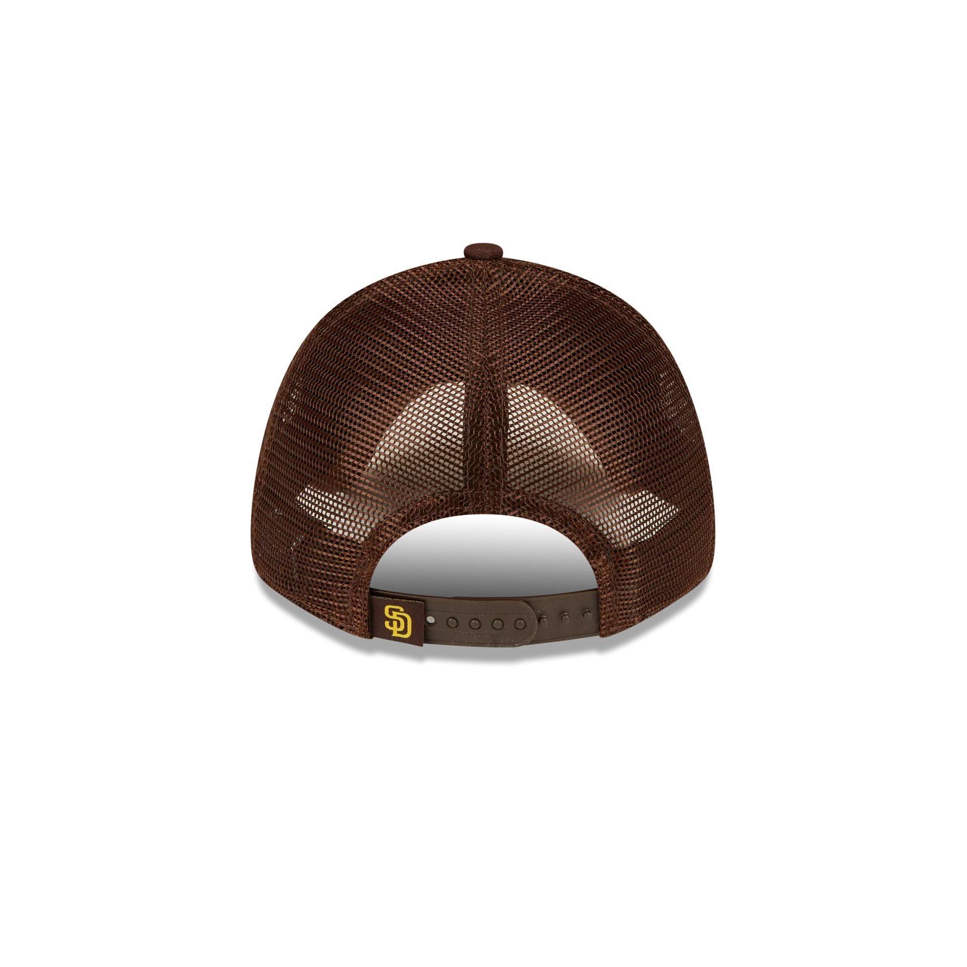 San Diego Padres 9FORTY Trucker Hat Male Product Image