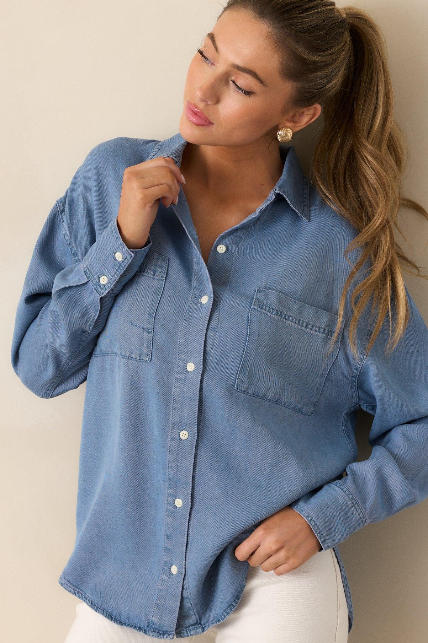 Z Supply Colbie Sun Bleached Chambray Top Product Image