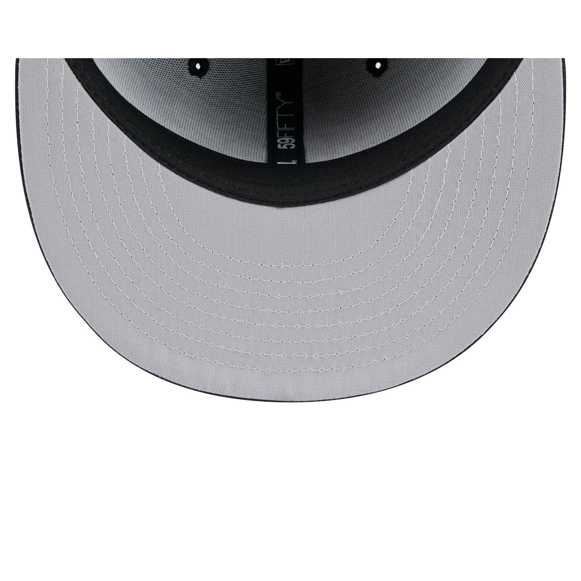 Atlanta Braves Black and White Basic 59FIFTY Fitted Hat Male Product Image