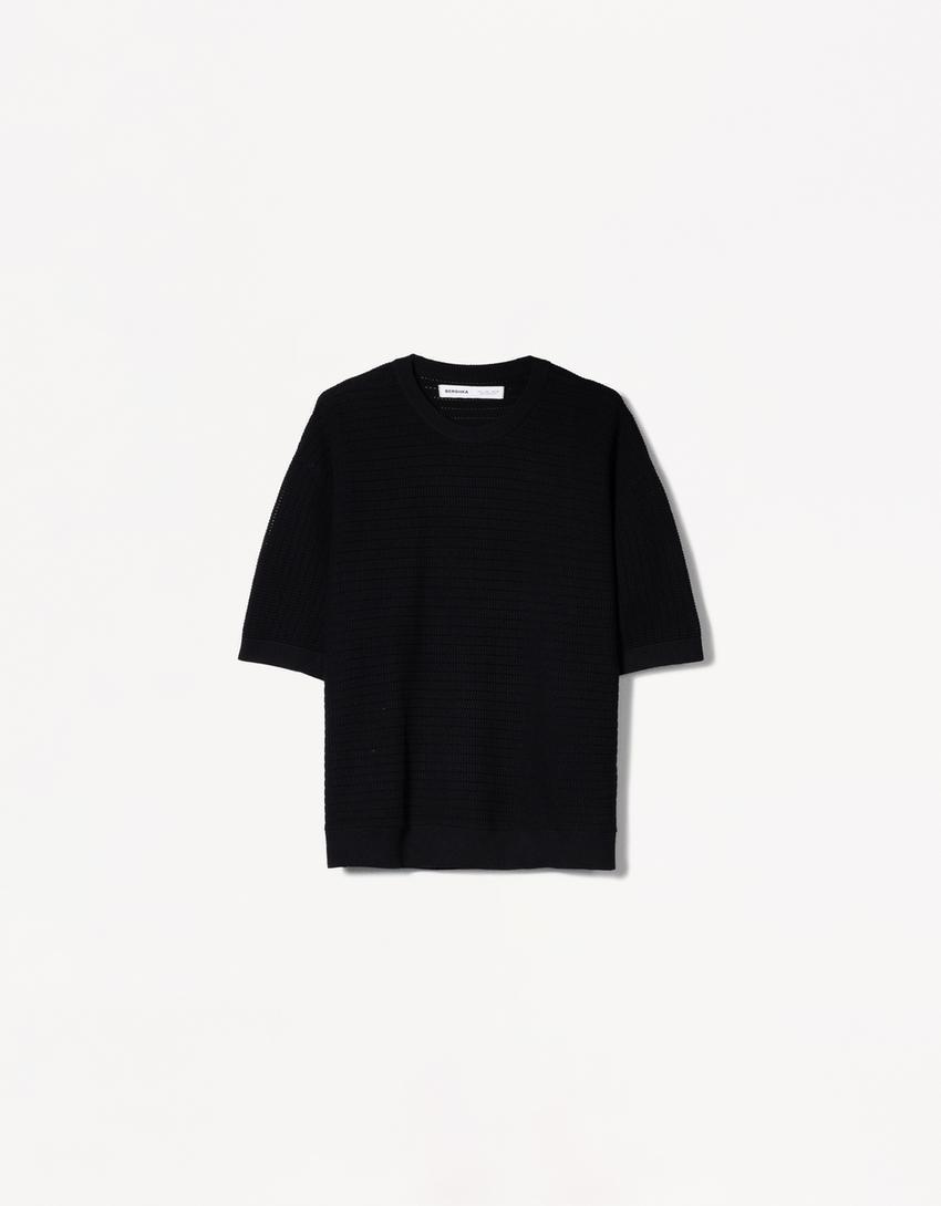 Short sleeve textured T-shirt Product Image