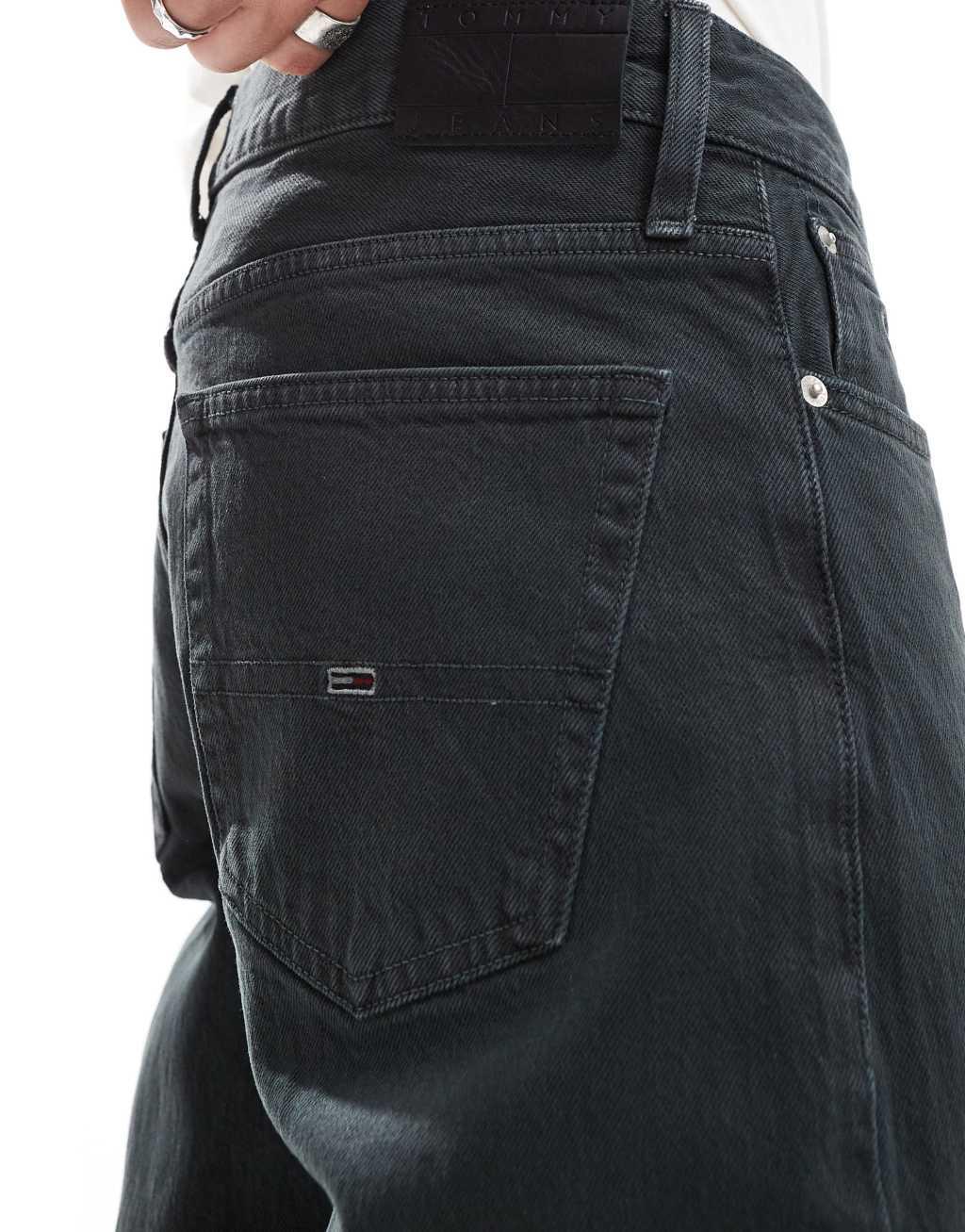 Tommy Jeans Ryan regular straight pants in gray Product Image