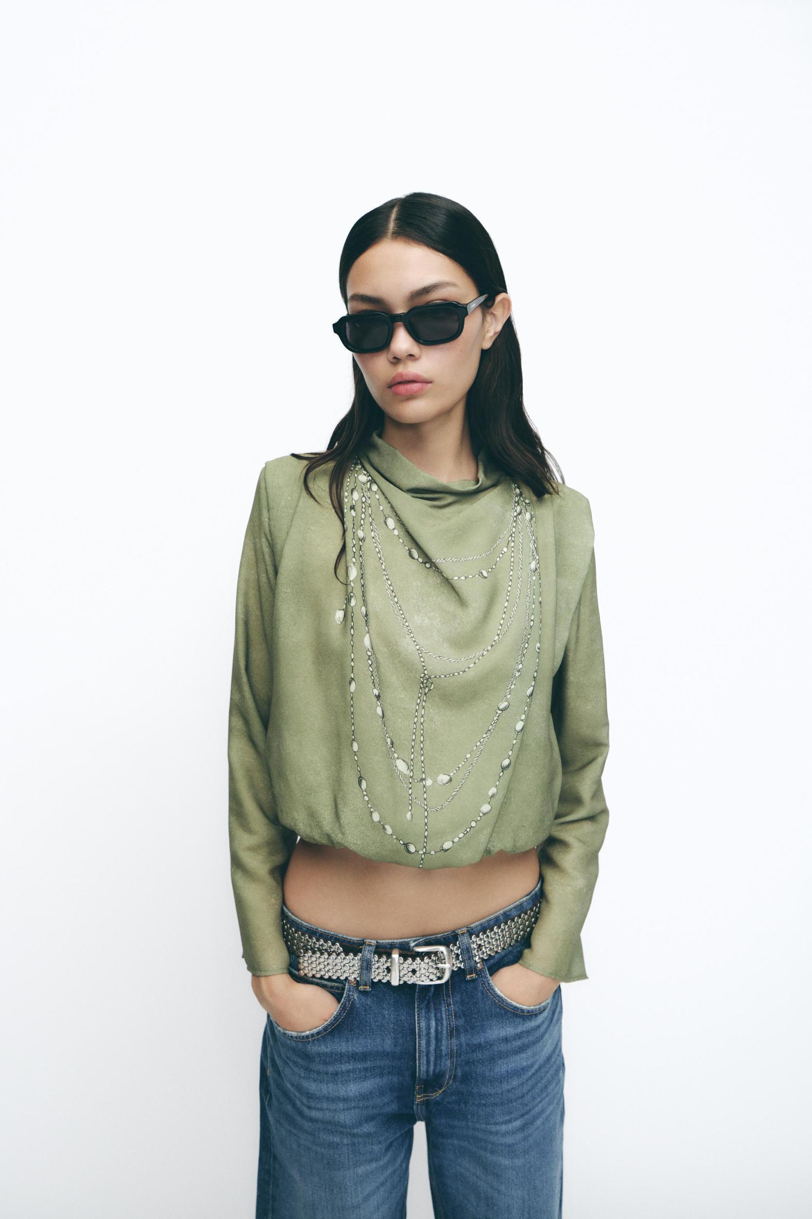 CHAIN PRINT SHIRT Product Image