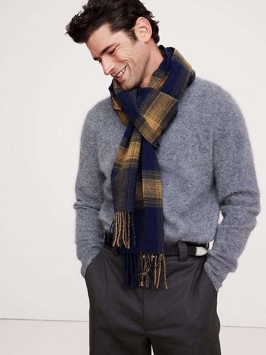 Wool Plaid Scarf Product Image
