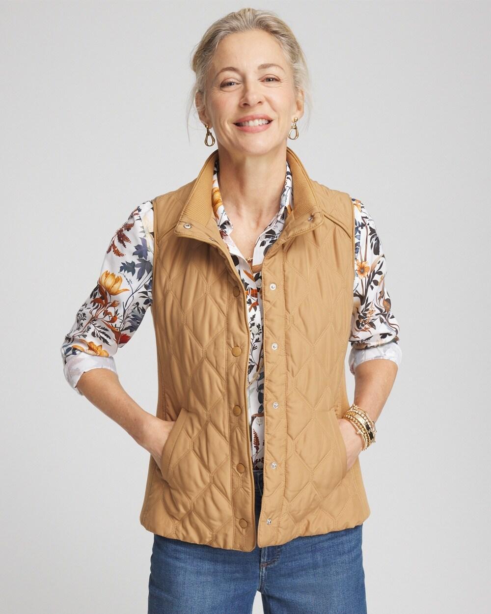 Rib Trim Quilted Vest Product Image