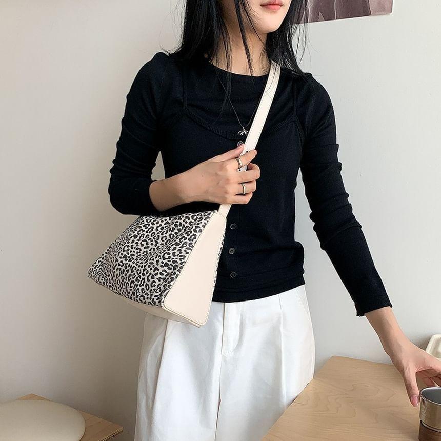Leopard Print Faux Leather Crossbody Bag Product Image
