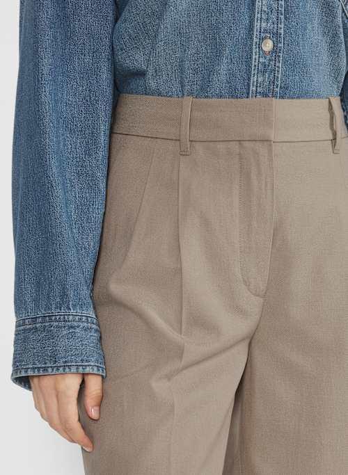 the effortless pant™ Product Image