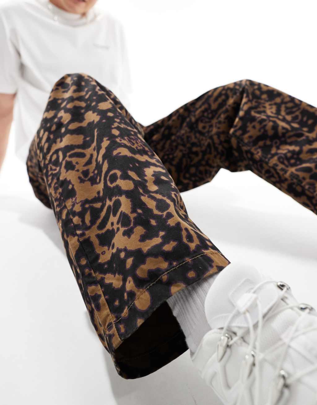 Vans range baggy tapered elastic waist pants in multi Product Image