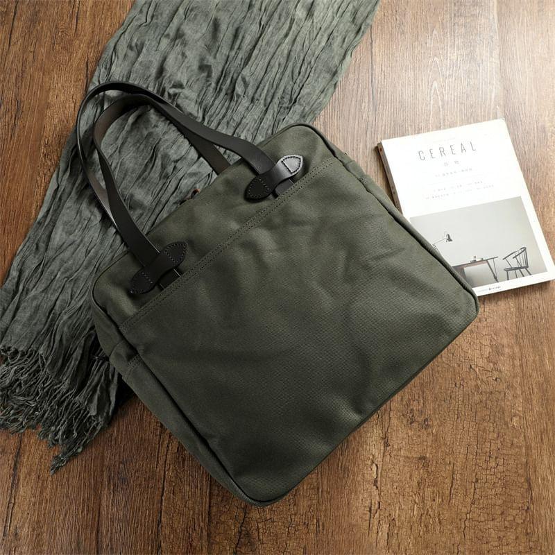 Plain Travel Bag Product Image