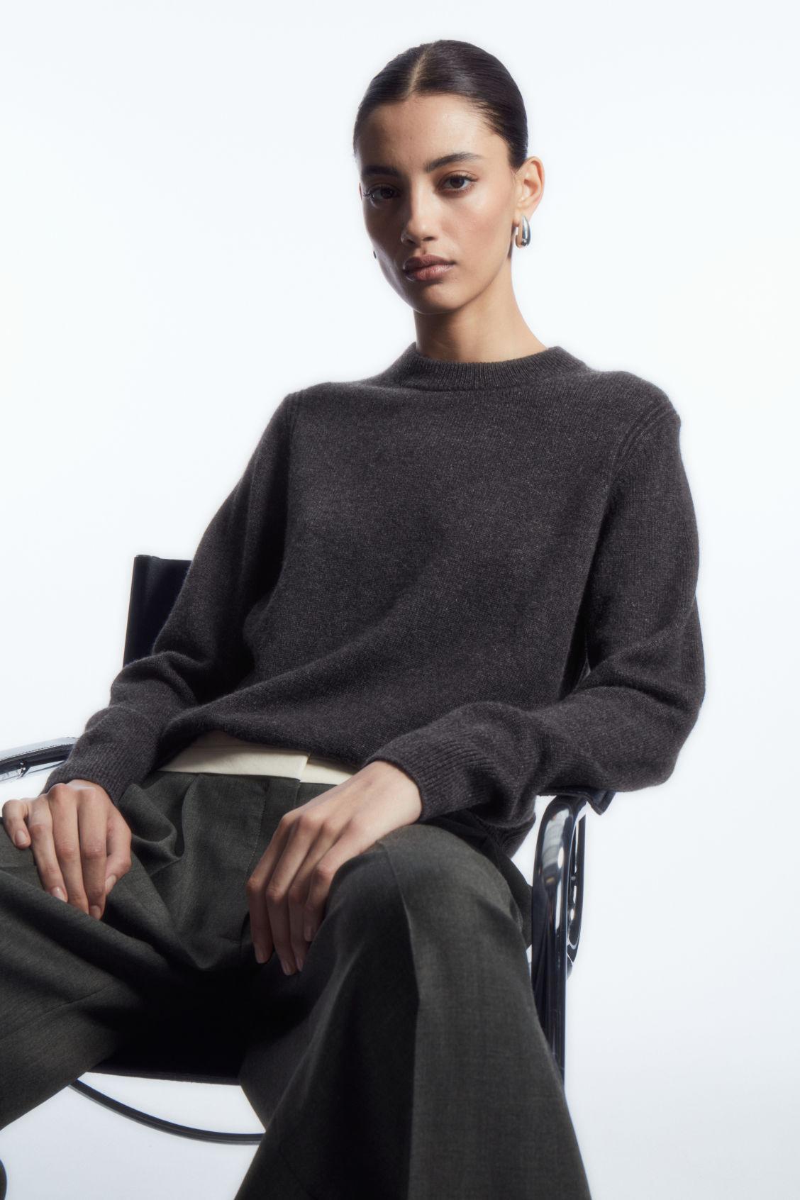 PURE CASHMERE SWEATER Product Image