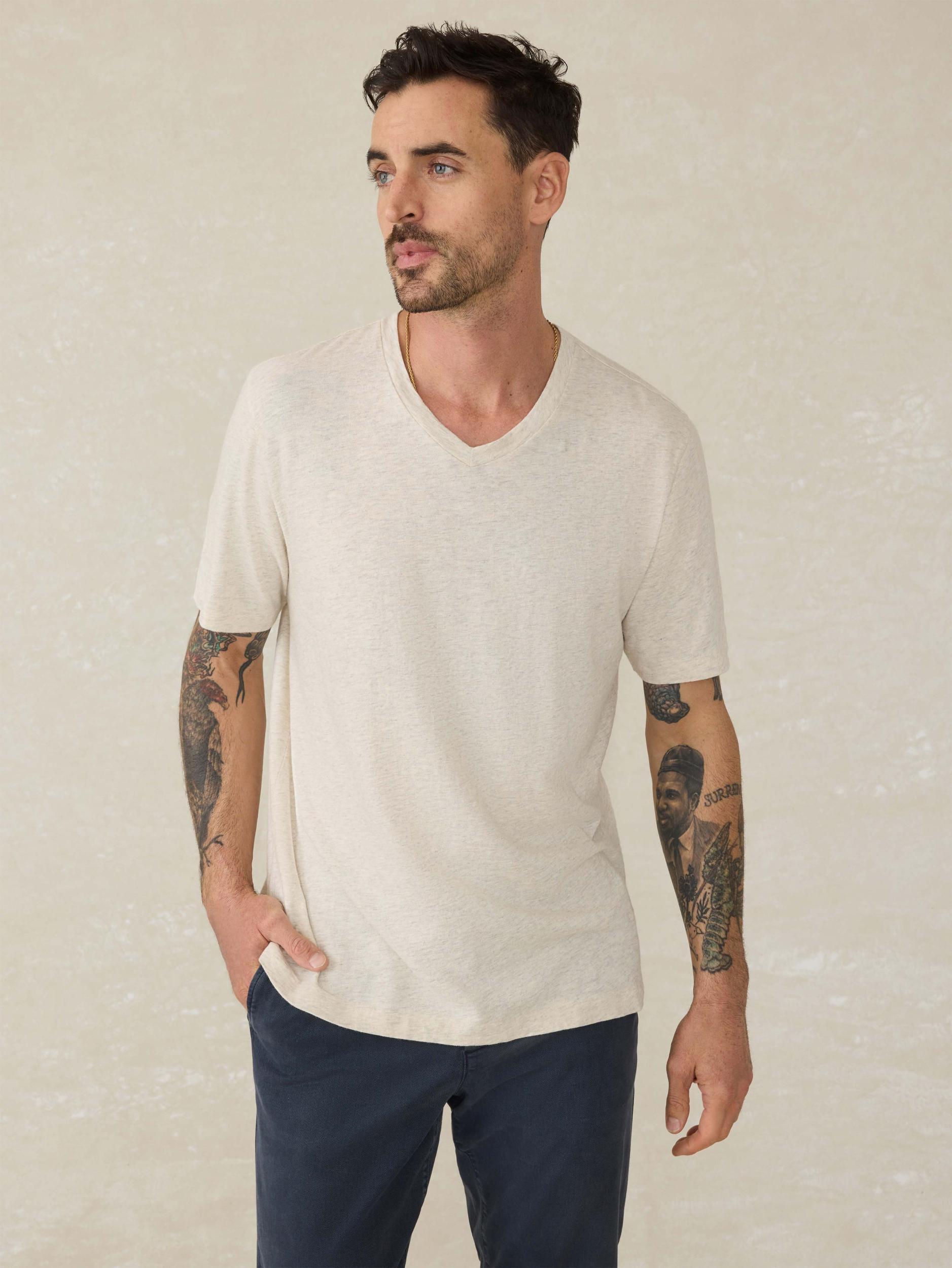 Short-Sleeve Sunwashed Regenerative Cotton V-Neck Tee - Island Dune Heather Male Product Image