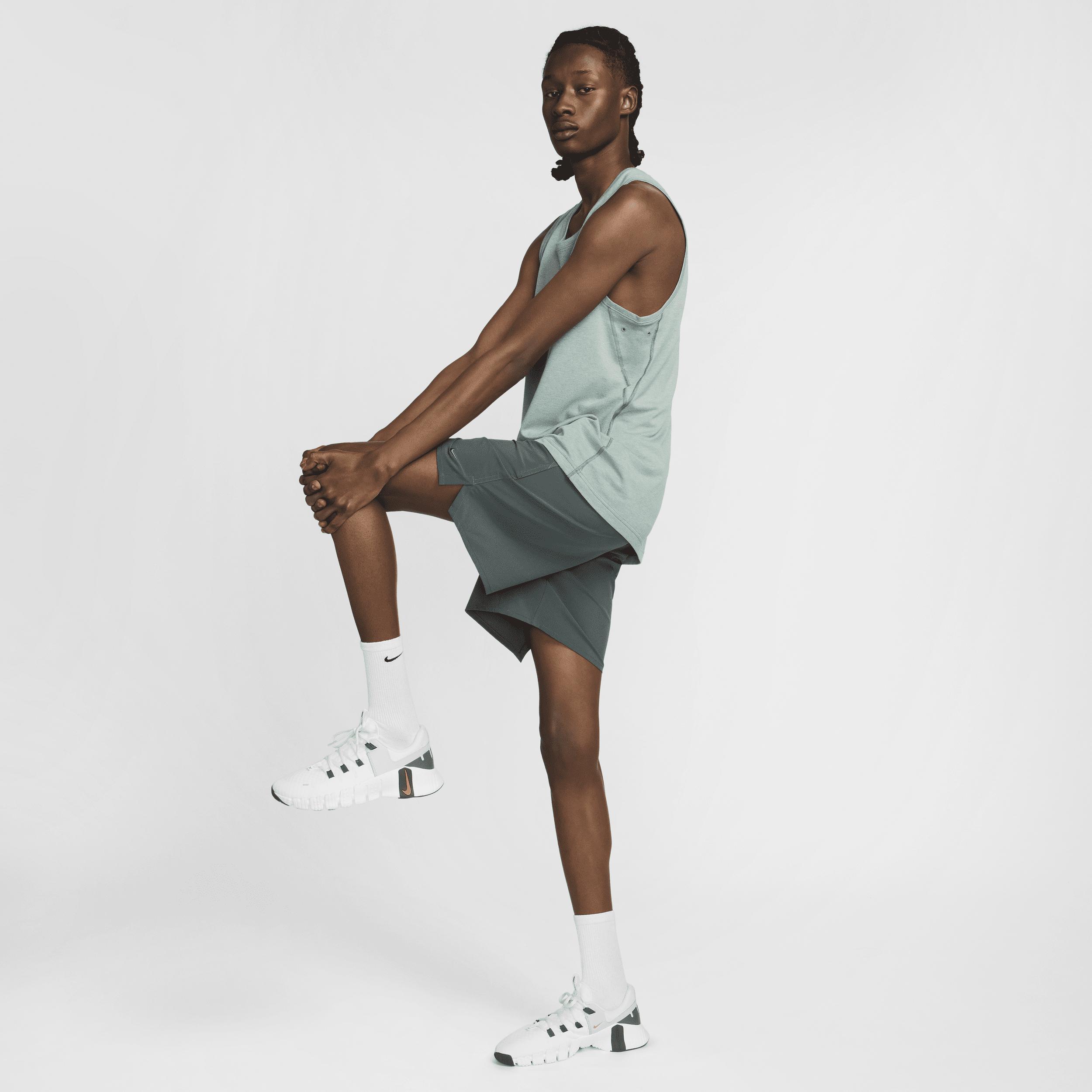 Nike Men's Primary Dri-FIT Versatile Tank Top Product Image