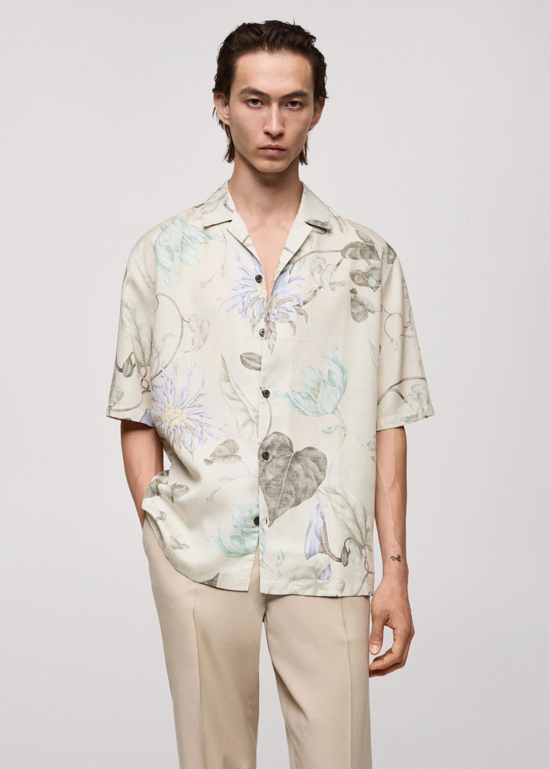 Flowy floral print shirt - Men | MANGO USA Product Image
