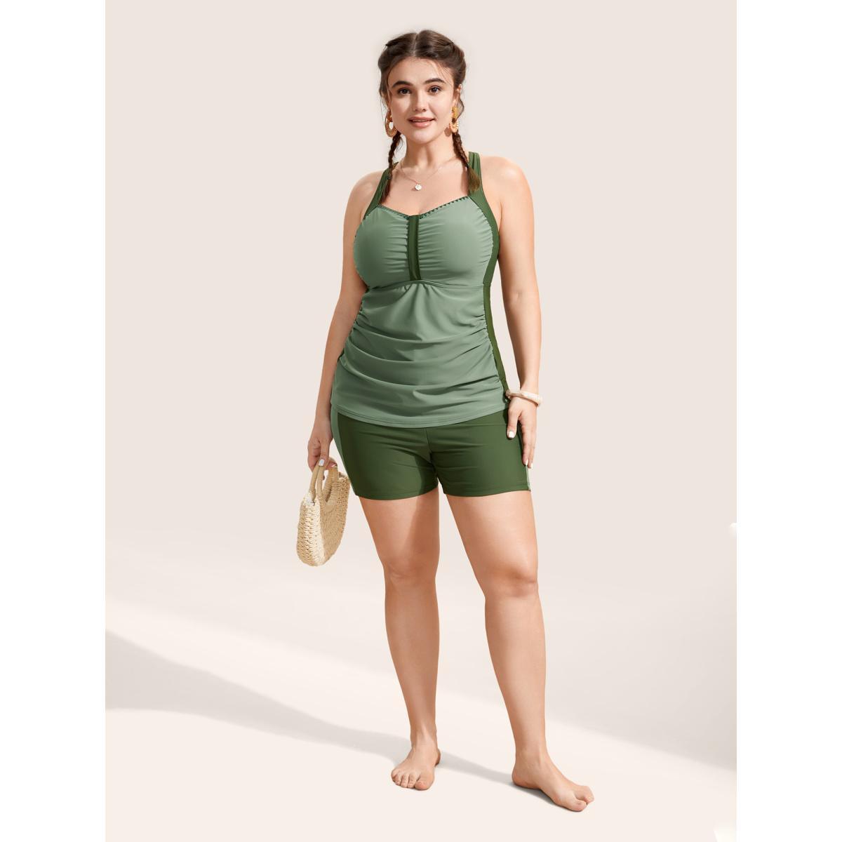 Plus Size Heart Neckline Contrast Gathered Swim Top Women's Swimwear Moss Beach Gathered High stretch Bodycon Heart neckline Curve Swim Tops BloomChic 28/5X Product Image