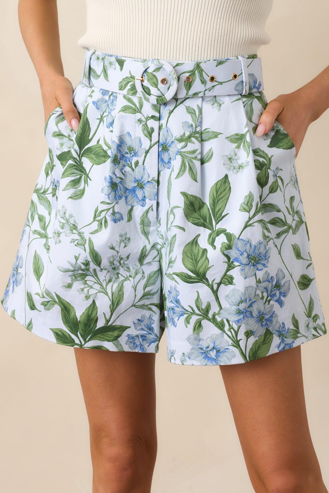 Colleen Blue Lilacs Botanical Print Cotton Classic Shorts Product Image