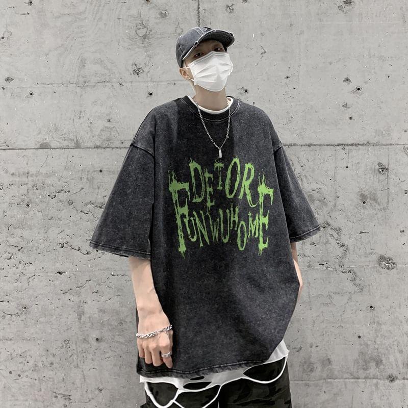 Short-Sleeve Crew Neck Washed Lettering T-Shirt Product Image