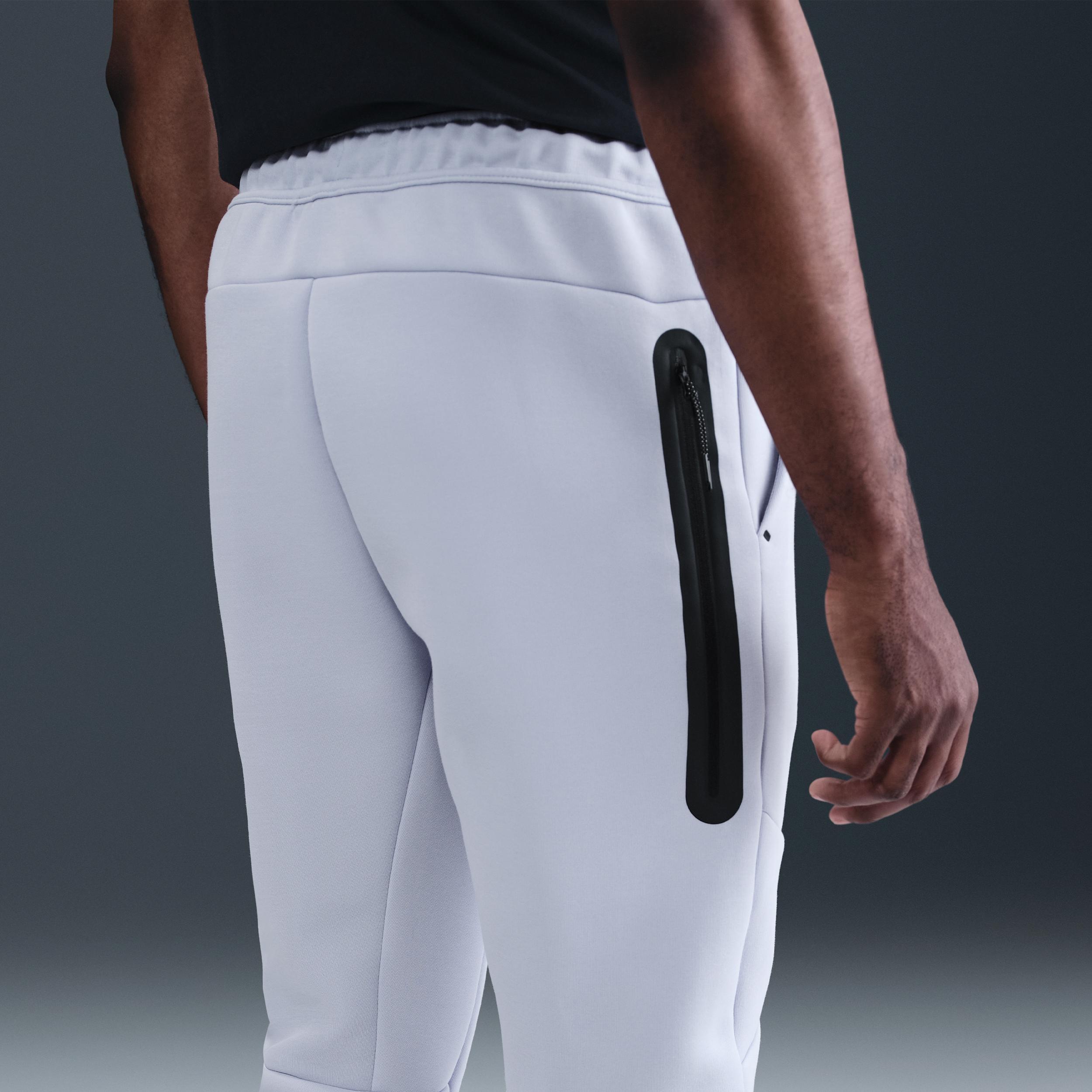 Nike Men's Tech Fleece Jogger Pants Product Image