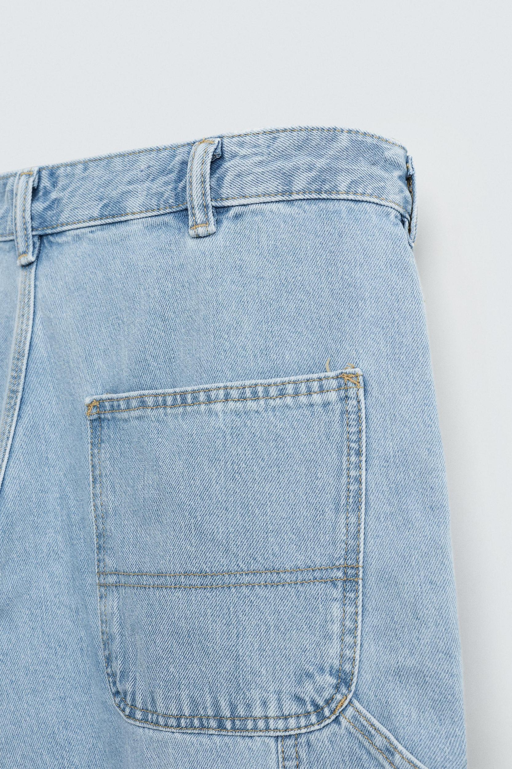 CARPENTER POCKET DENIM BERMUDA SHORTS Product Image
