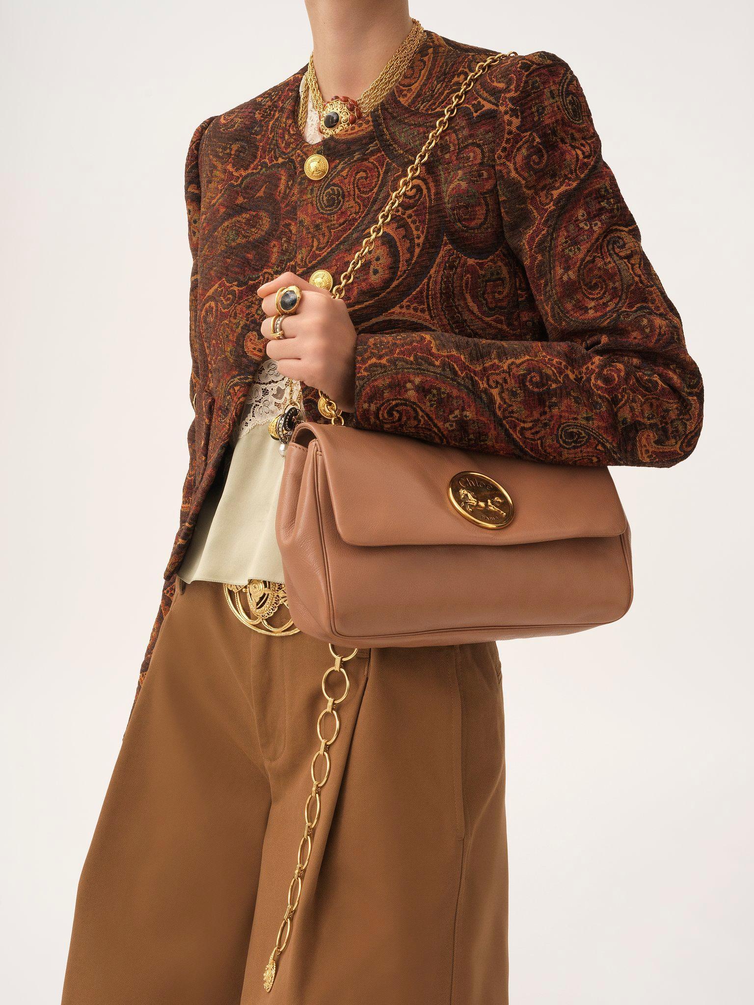 Chloé Heritage shoulder bag in grained leather Product Image
