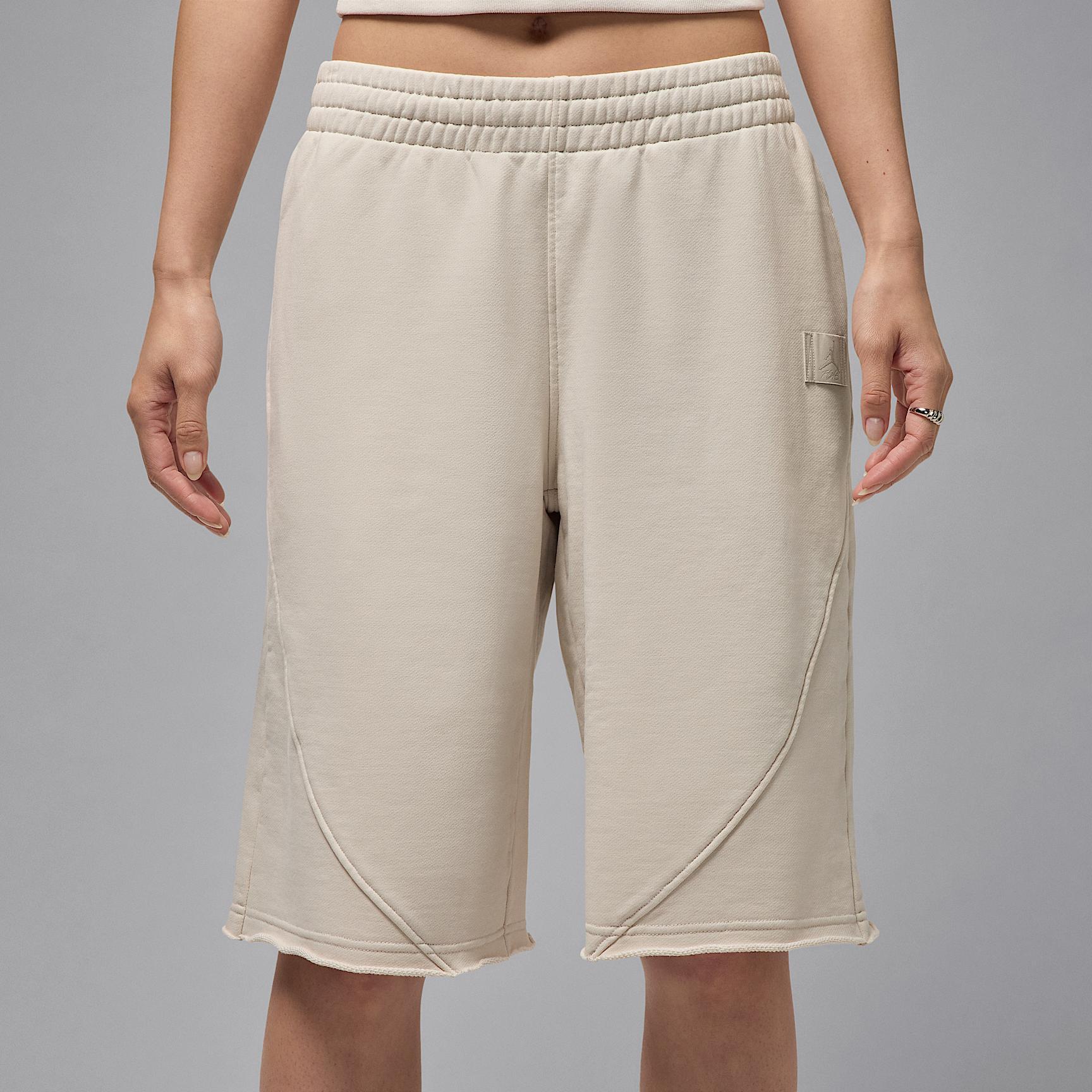 Jordan Flight Fleece Women's French Terry Big Shorts Product Image