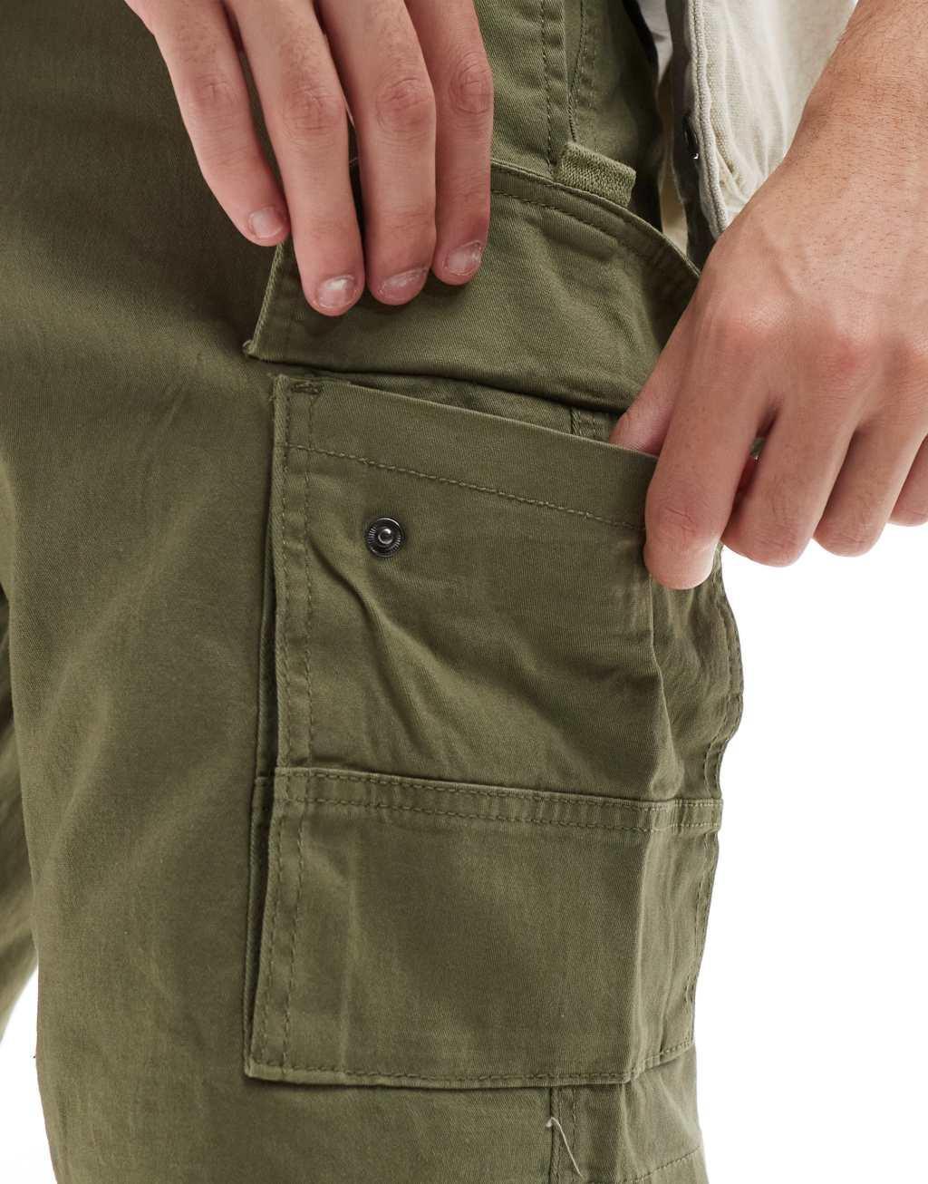 Adpt wide fit cargo short in khaki Product Image