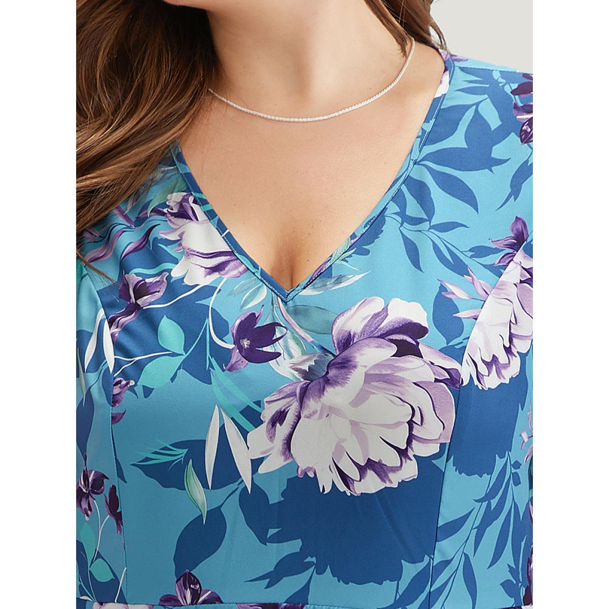 Plus Size Floral Print Pleated Flutter Zipper Dress Multicolor Women Office Elastic cuffs V-neck Long Sleeve Curvy Midi Dress BloomChic 26/4X Product Image