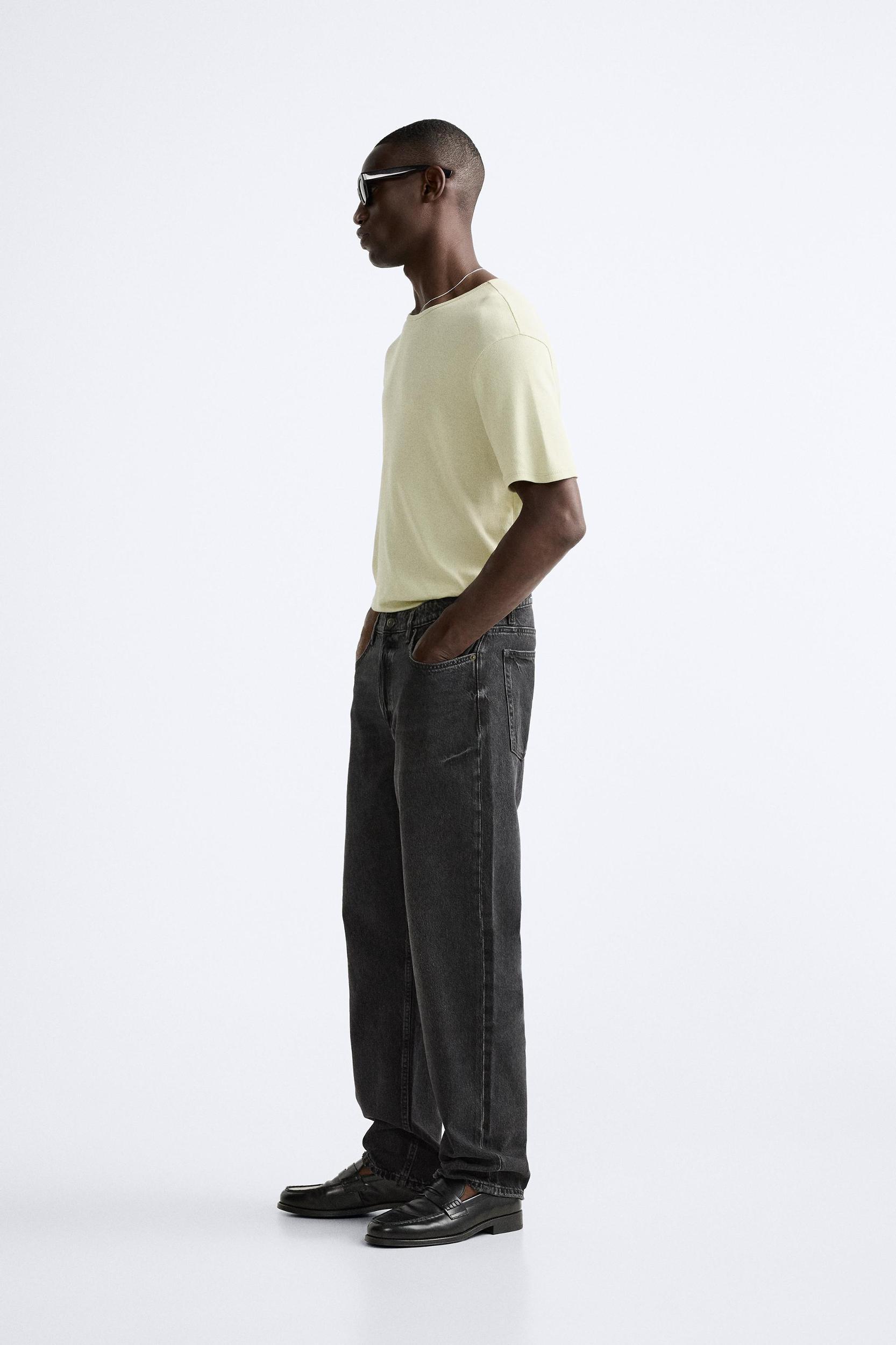 RIBBED T-SHIRT Product Image
