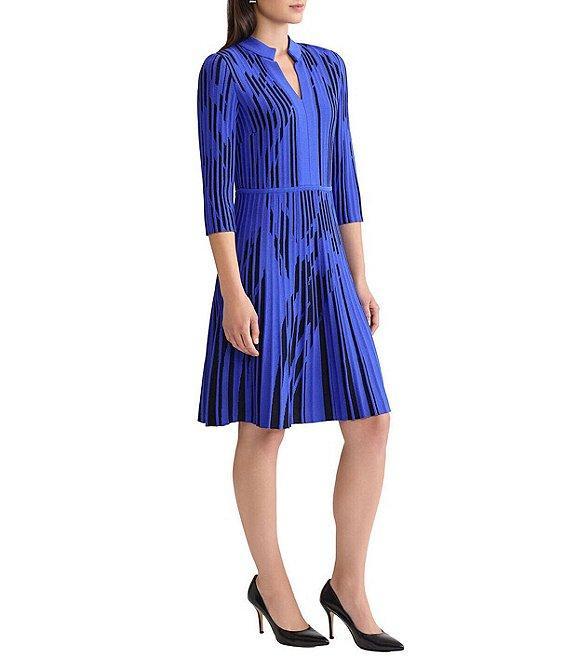 Ming Wang Dual-Toned Soft Knit Split V-Neck 3/4 Sleeve Dress Product Image