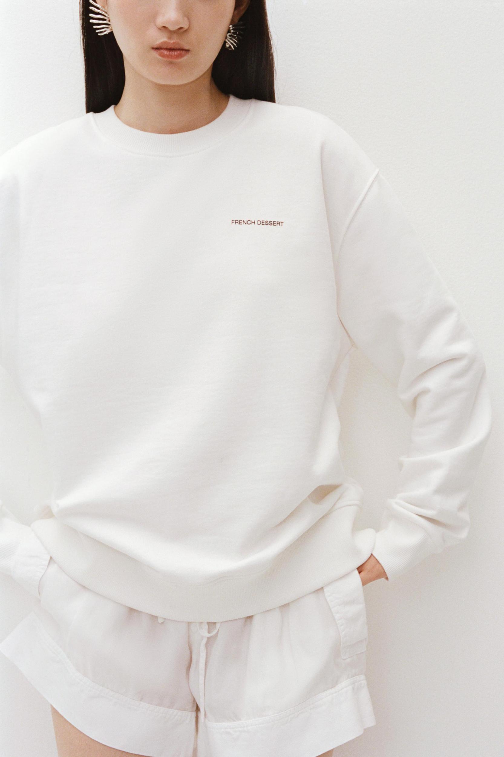 CONTRAST PRINT SWEATSHIRT Product Image