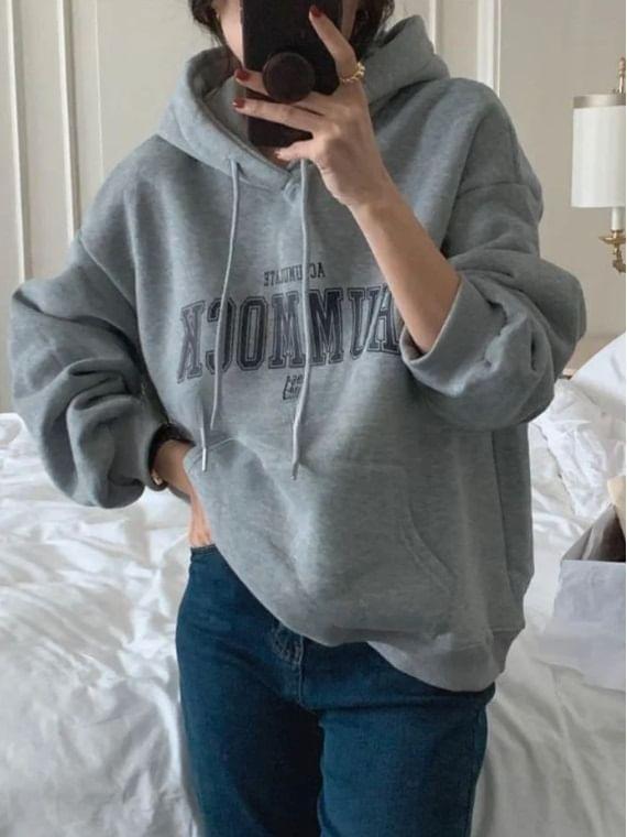 Long Sleeve Lettering Print Loose-Fit Hooded Sweatshirt Product Image