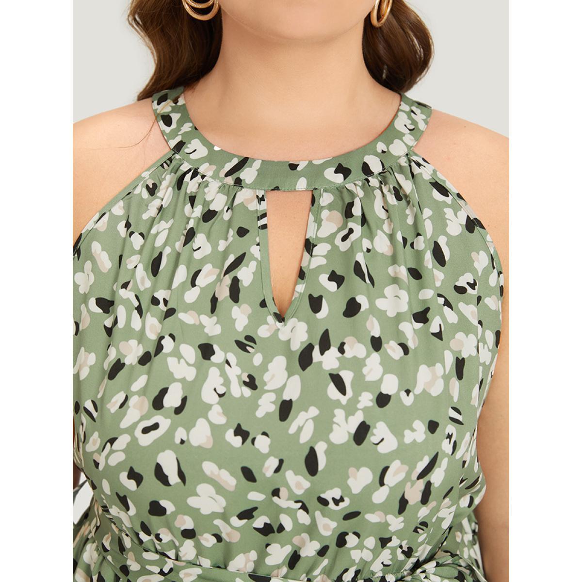 Plus Size Allover Print Halter Keyhole Pocket Belted Ties Dress Green Women Elegant Belted Halter neck Sleeveless Curvy Midi Dress BloomChic 22-24/3X Product Image