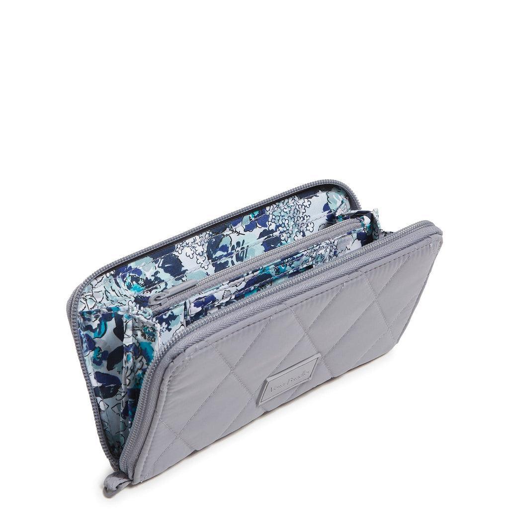 Outlet Ultralight RFID 3-in-1 Crossbody Bag Product Image