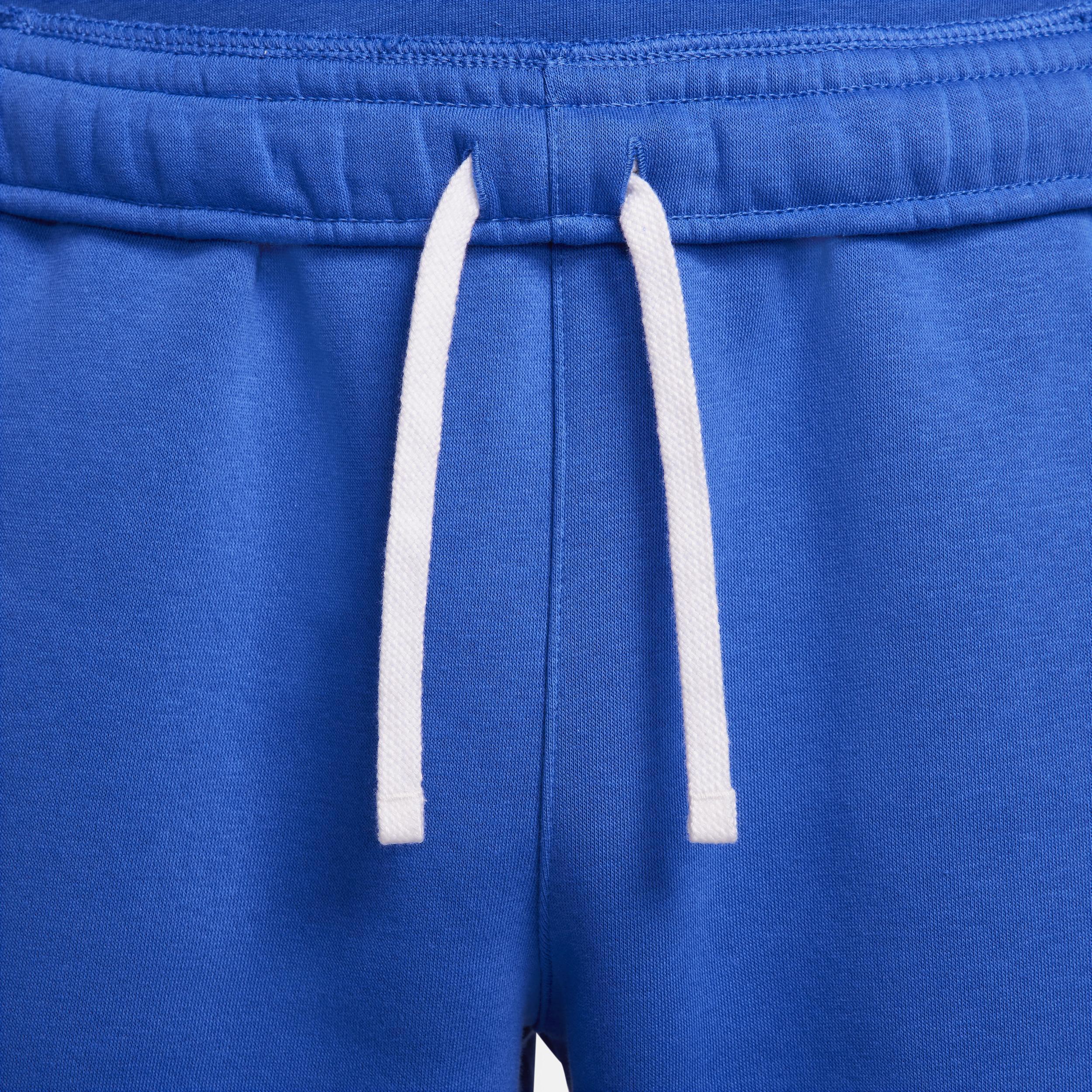 Nike Sportswear Club Men's Graphic Shorts Product Image