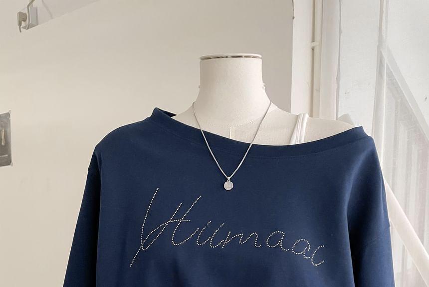 One-Shoulder Lettering Sweatshirt Product Image