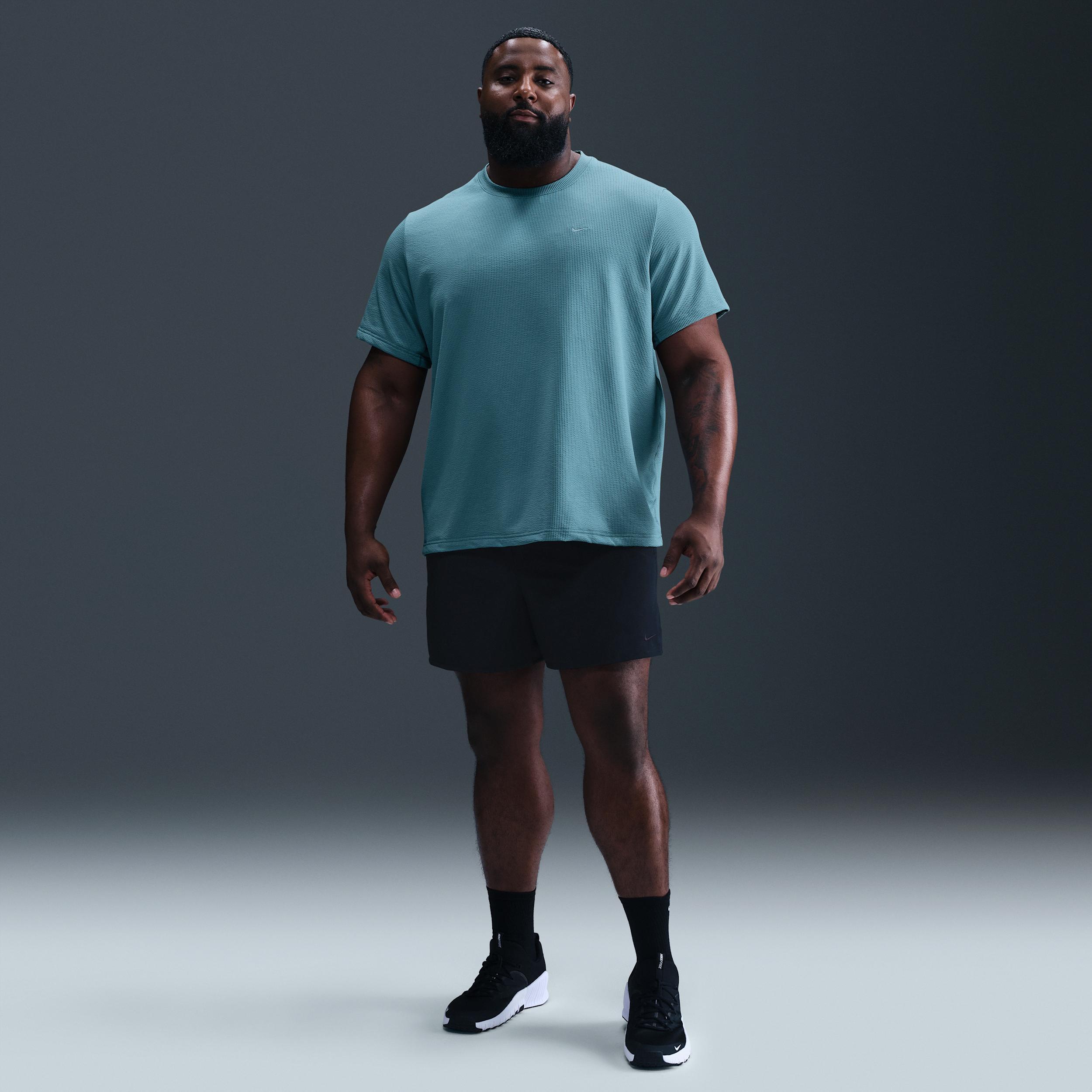 Nike Primary Men's Dri-FIT Short-Sleeve Versatile Top Product Image