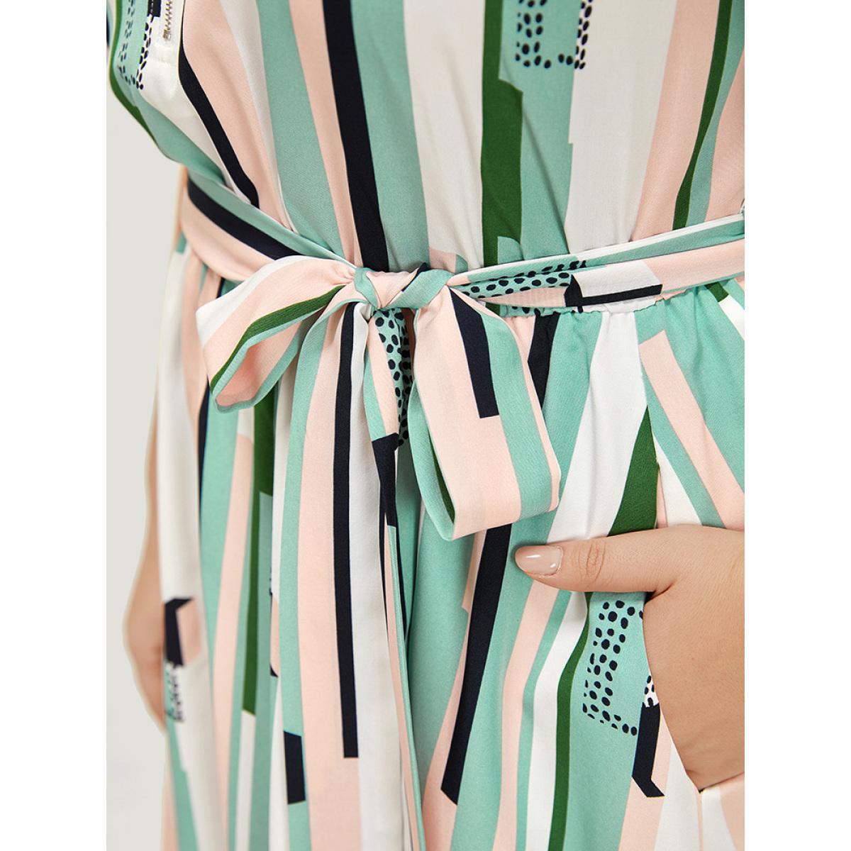 Plus Size Geometric Contrast Curved Hem Pocket Belt Zipper Dress Multicolor Women Office Lined V-neck Short sleeve Curvy Midi Dress BloomChic 26/4X Product Image