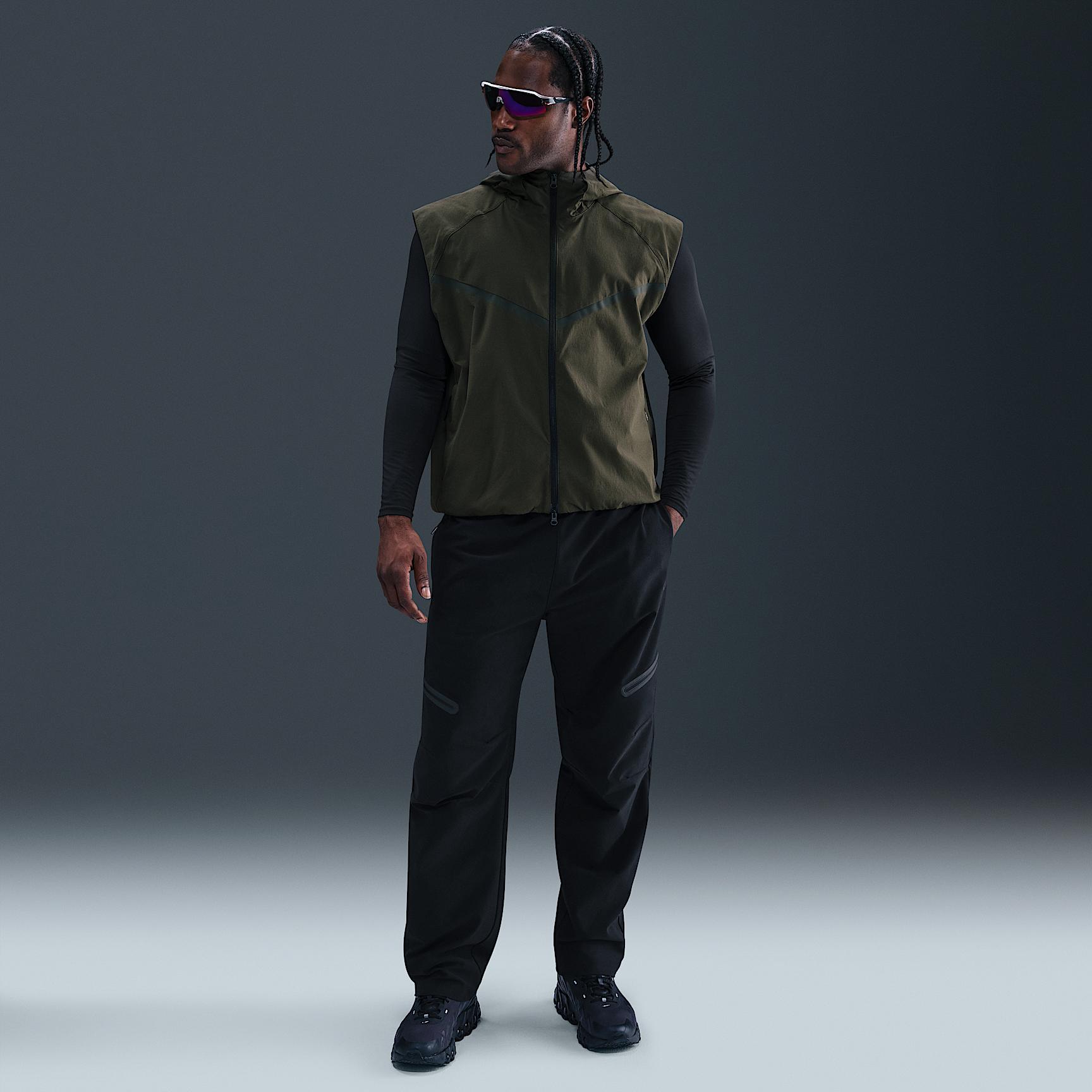 Nike Tech Men's Dri-FIT Woven Windrunner Vest Product Image
