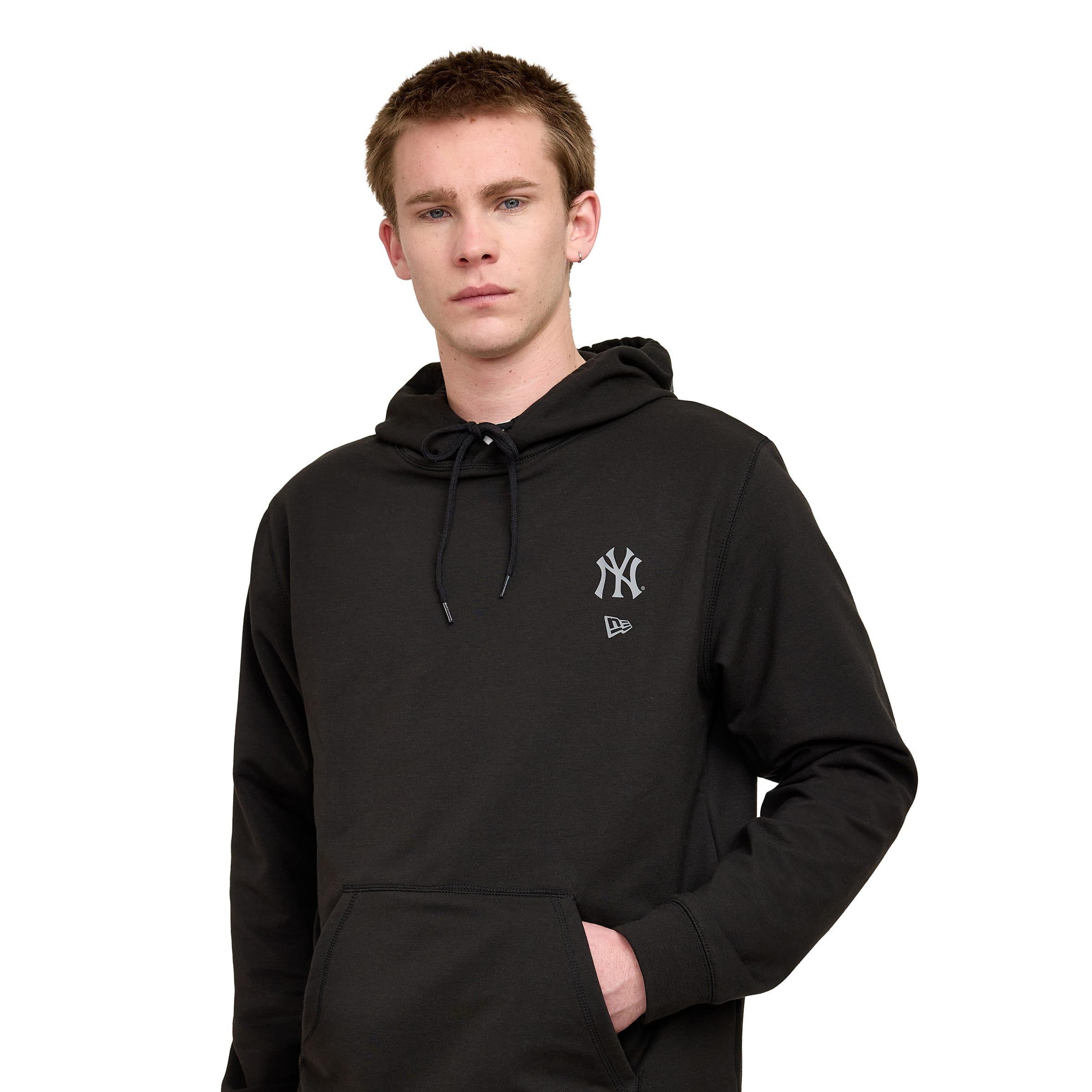 Boston Red Sox Logo Essentials Black Hoodie Male Product Image