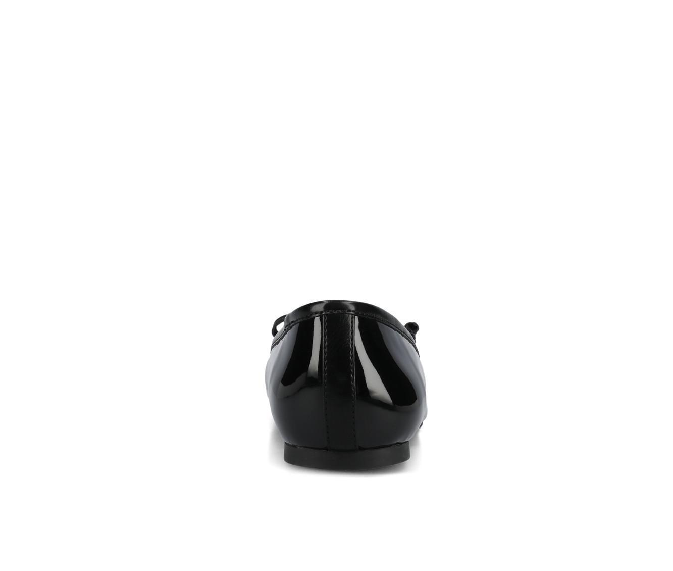 Women's Journee Collection Kaiah Flats Product Image