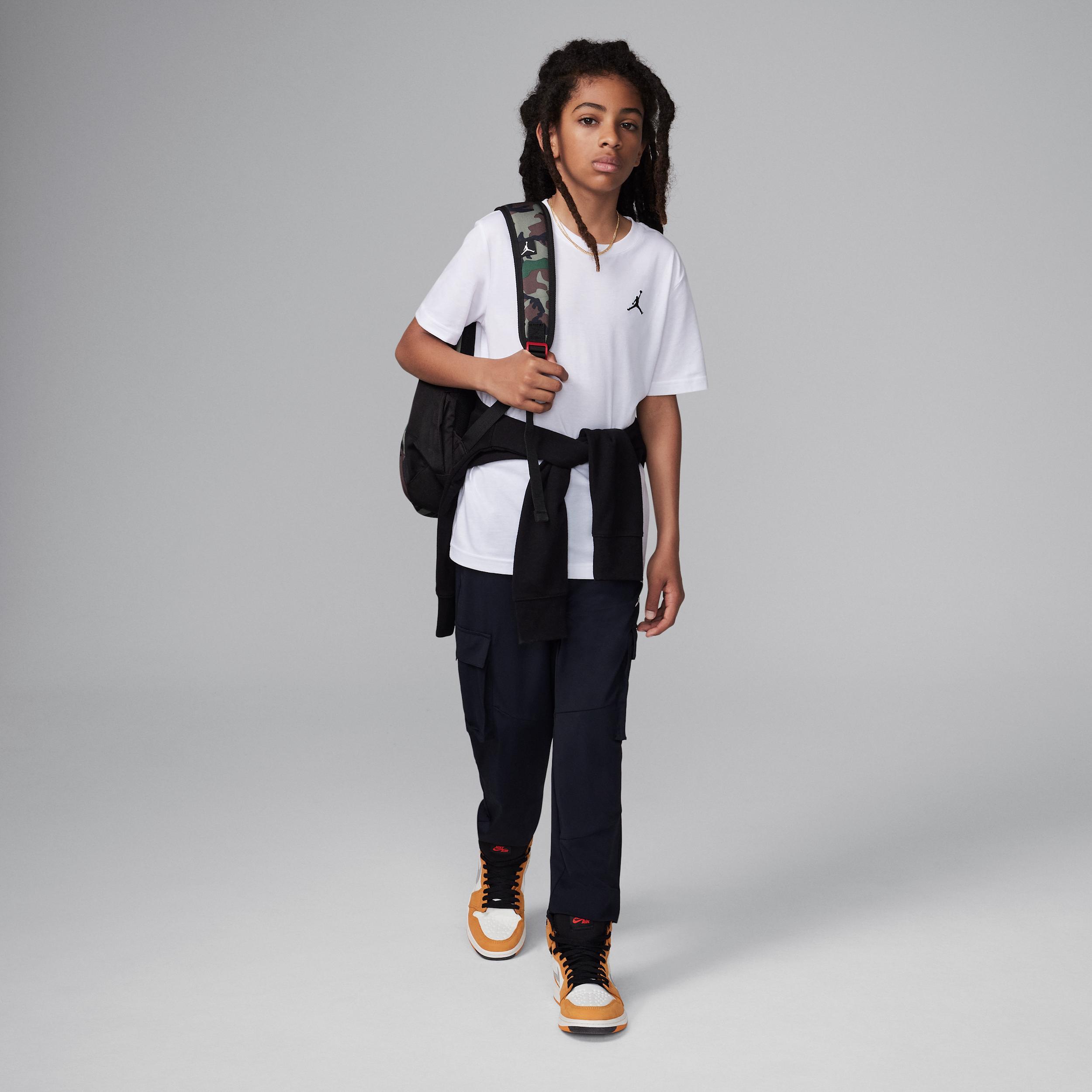 Jordan Boys Jordan Jumpman Air Embroidered Tee - Big Kid Product Image
