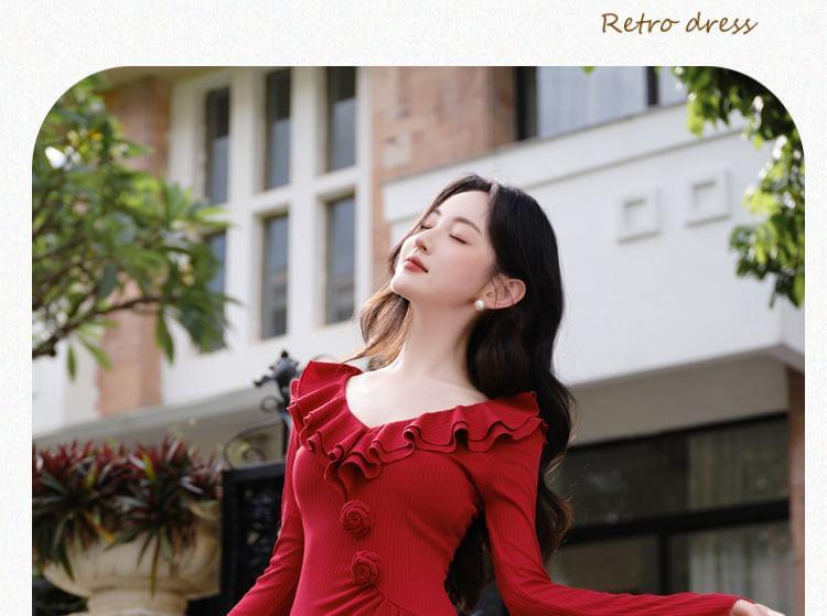 Long Sleeve V-Neck Plain Ruffle Ruched Maxi A-Line Dress Product Image