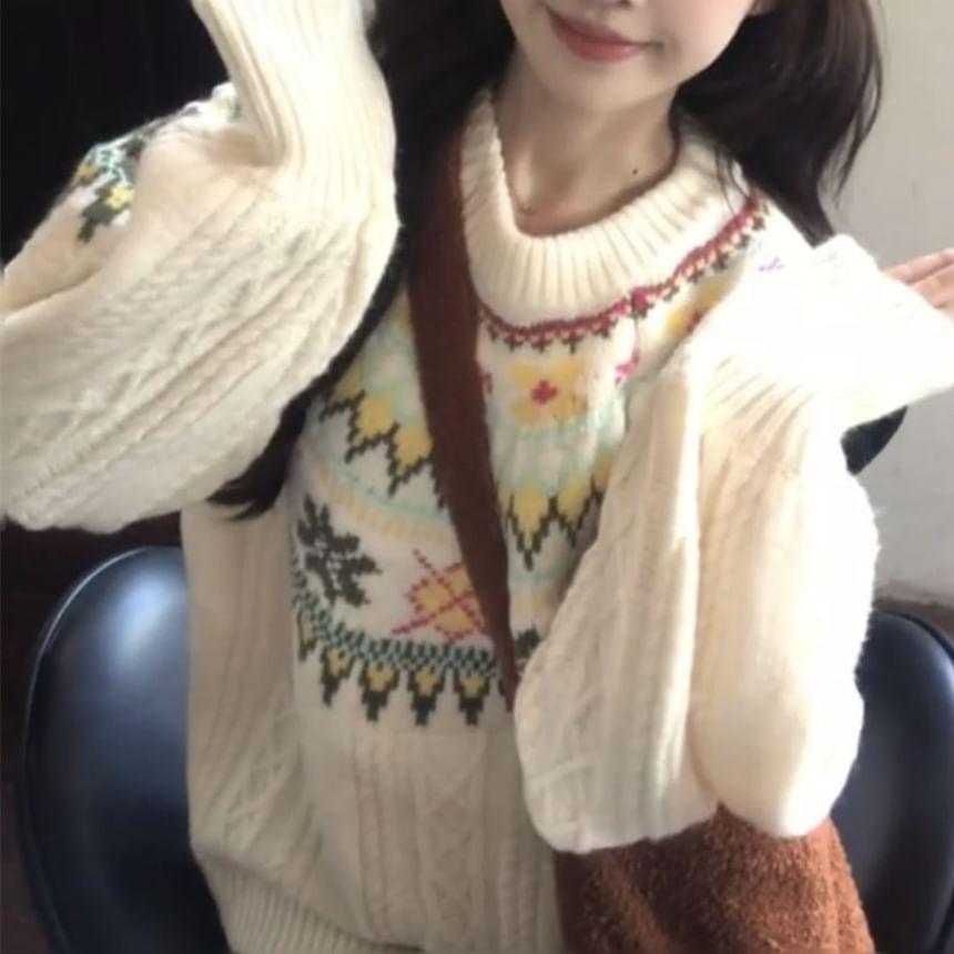 Long-Sleeve Round Neck Snowflake Print Sweater Product Image
