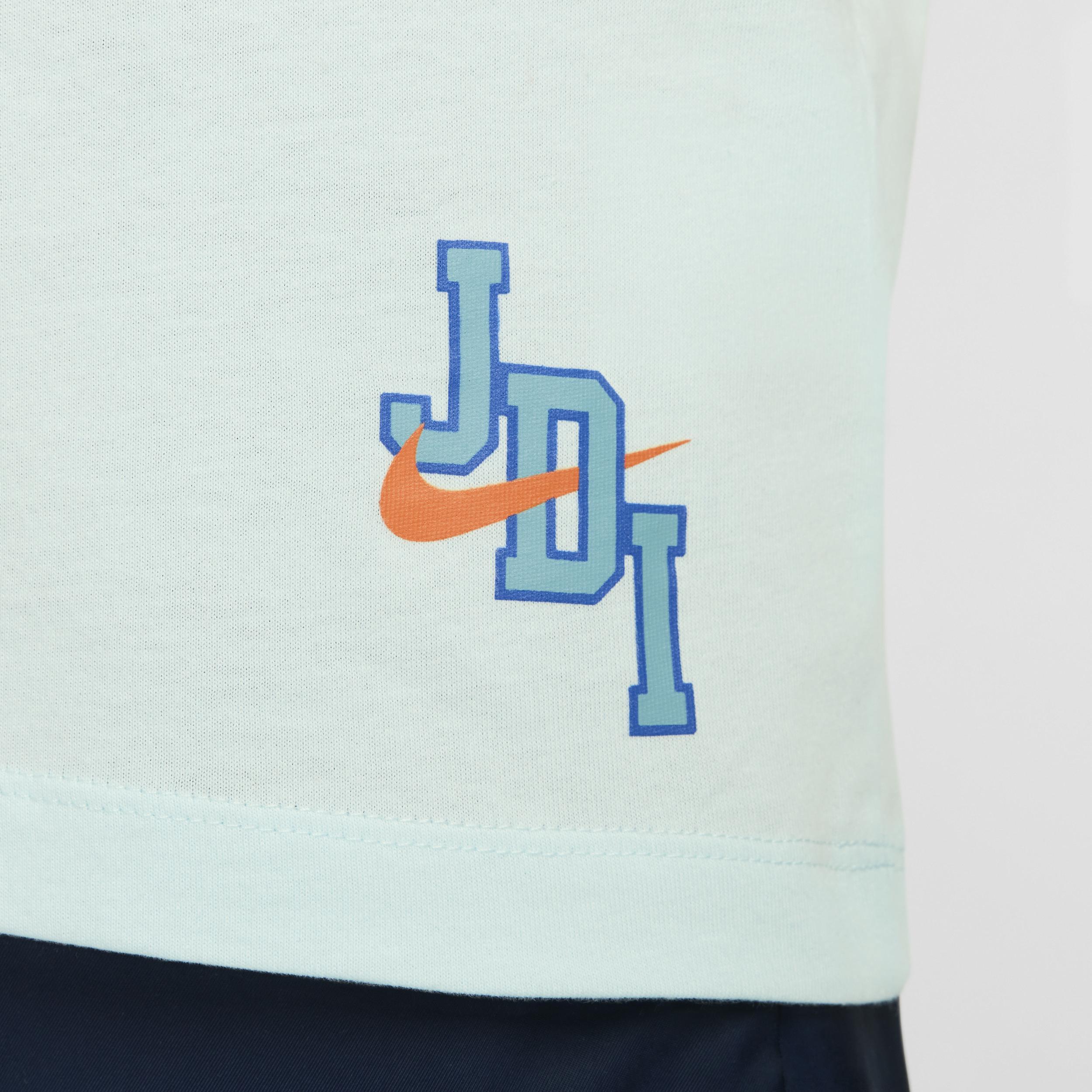 Nike Sportswear Men's T-Shirt Product Image