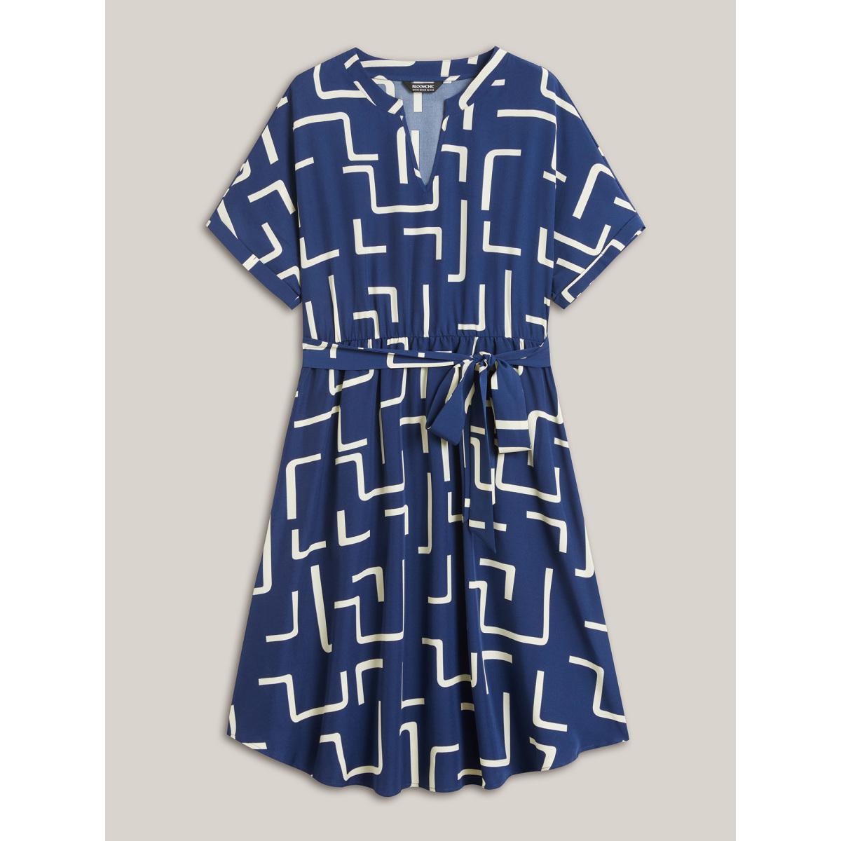 Plus Size Geometric Print Curved Hem Midi Dress Navy Women Flat collar with V-notch Short sleeve Curvy BloomChic 14-16/1X Product Image