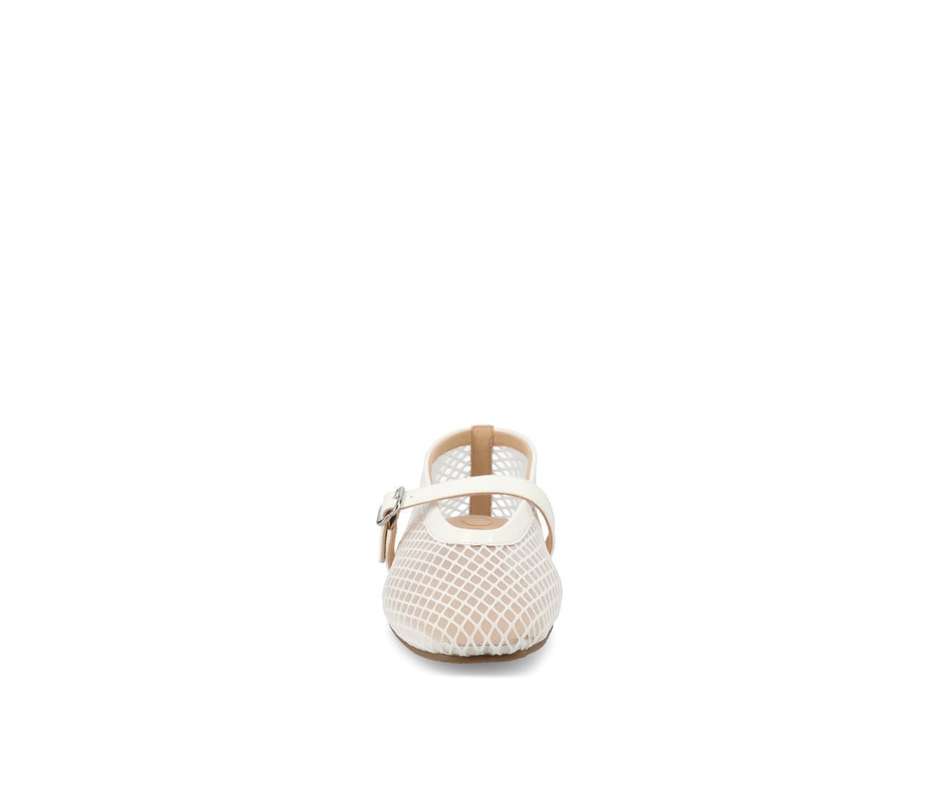 Women's Journee Collection Casha Flats Product Image