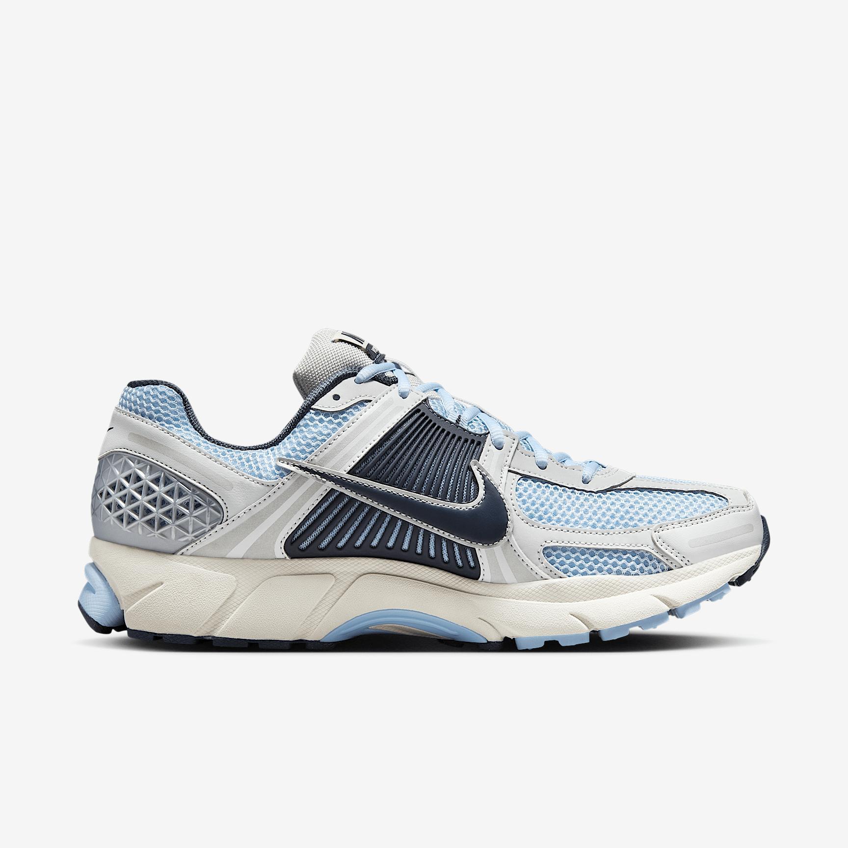 Nike Zoom Vomero 5 Men's Shoes Product Image
