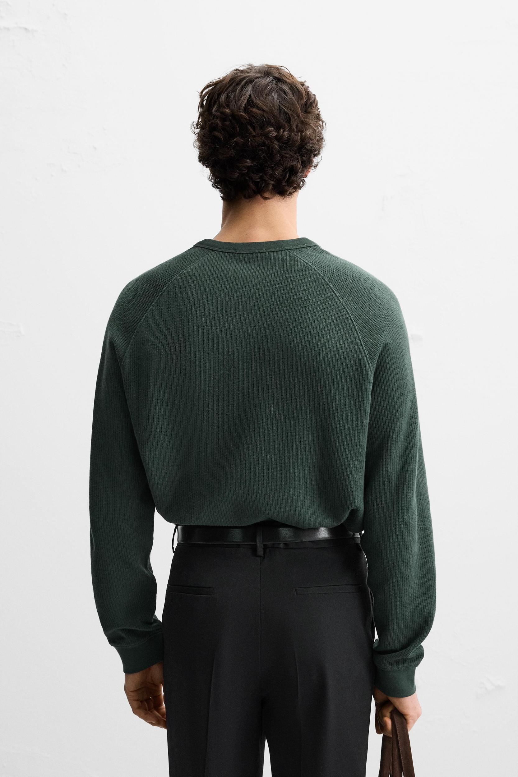 HENLEY T-SHIRT Product Image