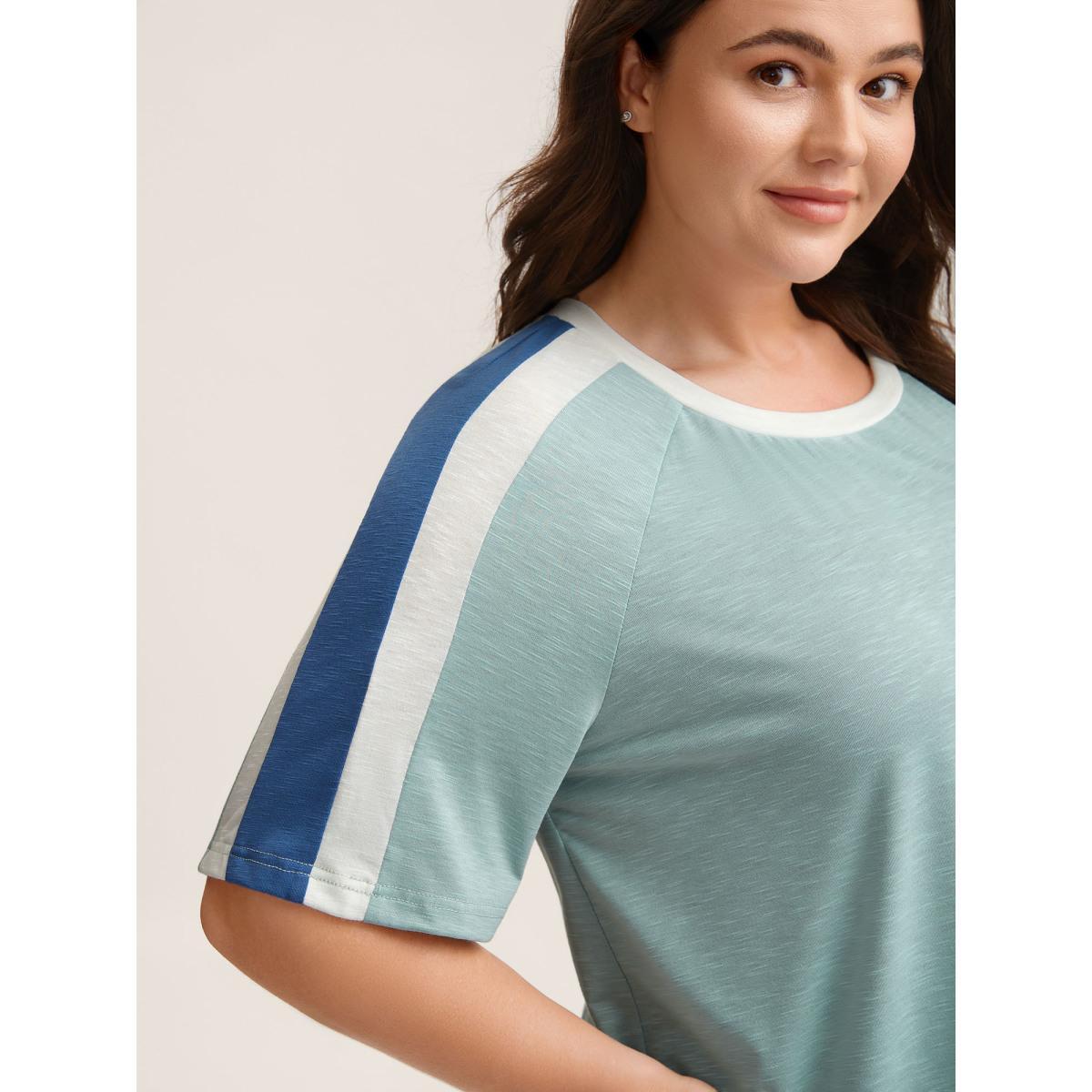 Plus Size Color Block Shoulder Flowy T-Shirt Mint Women Contrast Round Neck Everyday-Casual T-shirts BloomChic 22-24/3X Product Image